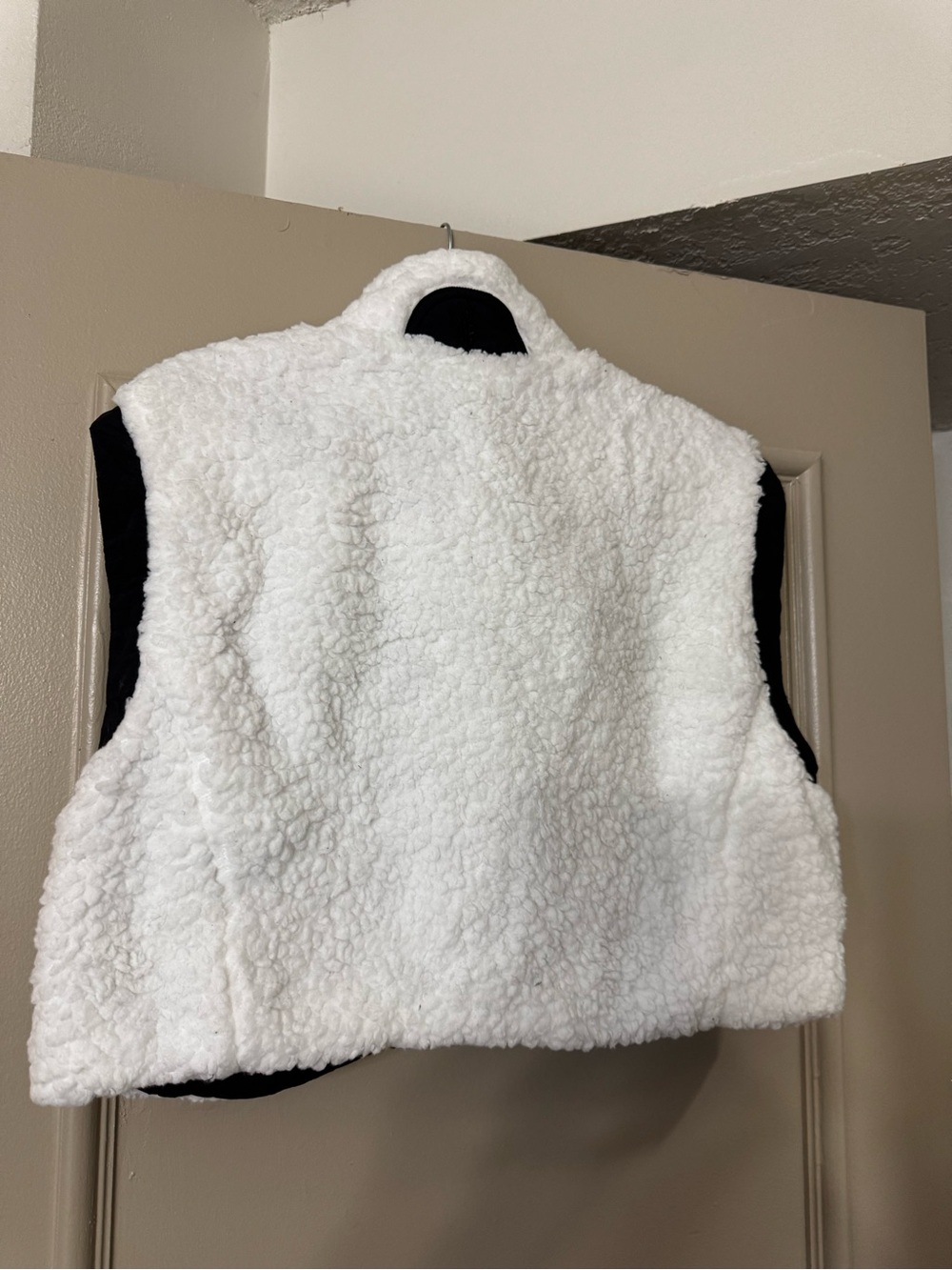 Free People FP MOVEMENT White Sherpa reversible vest - Picture 3 of 4